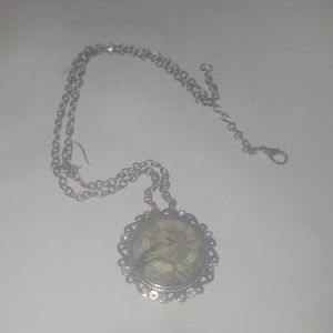 Bird necklace